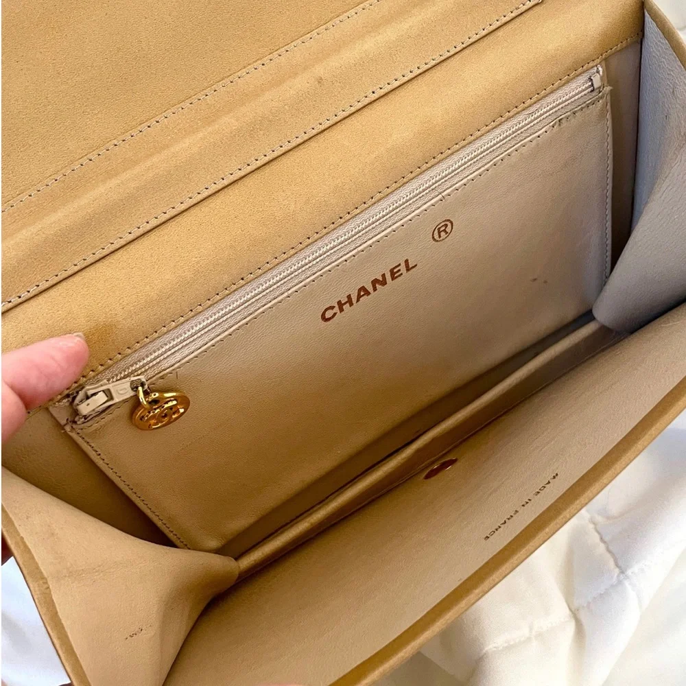 Chanel Full Flap Vintage Lambskin - Picture 10 of 10